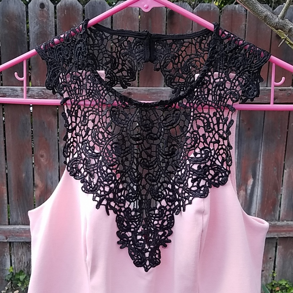 🎀Pink party dress🎀 - Picture 2 of 5